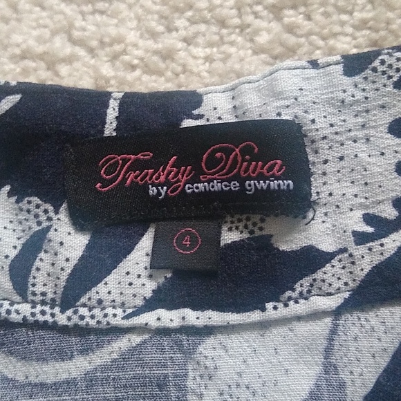 Trashy Diva Deco Daffodils skirt - Picture 2 of 3